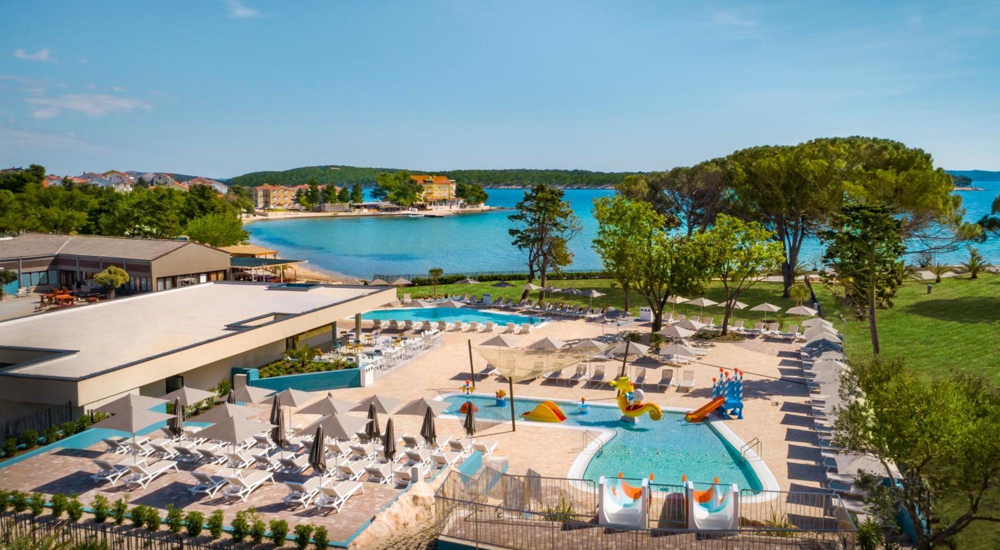 Valamar Camping Padova Banjol Екстериор снимка